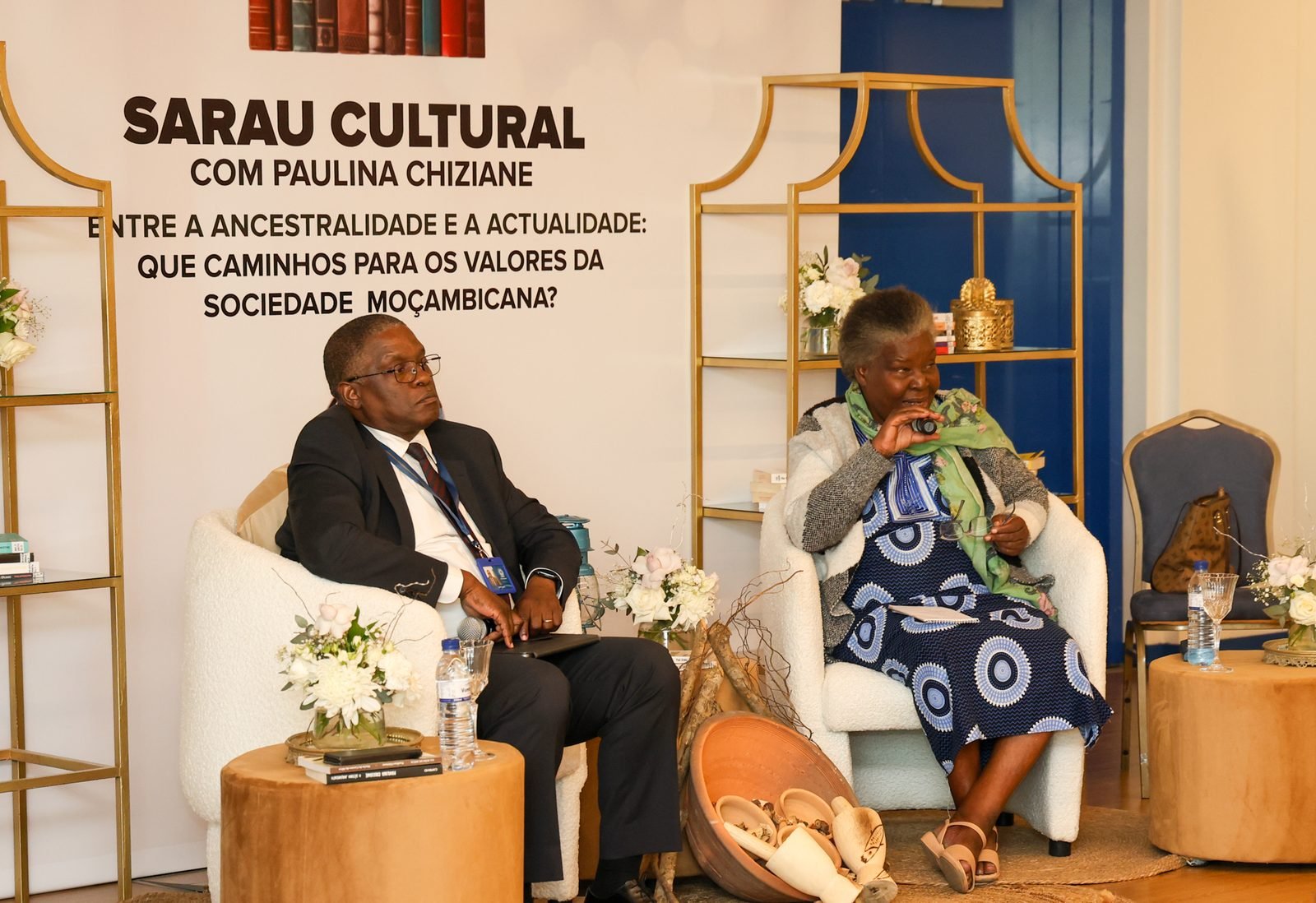 Sarau Cultural com Paulina Chiziane &mdash; Banco de Mo&ccedil;ambique
